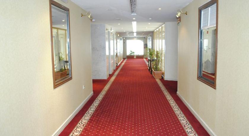 Ramee Guestline Hotel