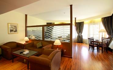 Howard Johnson Bur Dubai - Al Raffa - Dubai