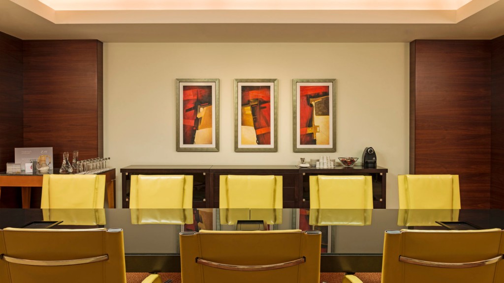 THE WESTIN DUBAI MINA SEYAHI MEETING ROOM conference room