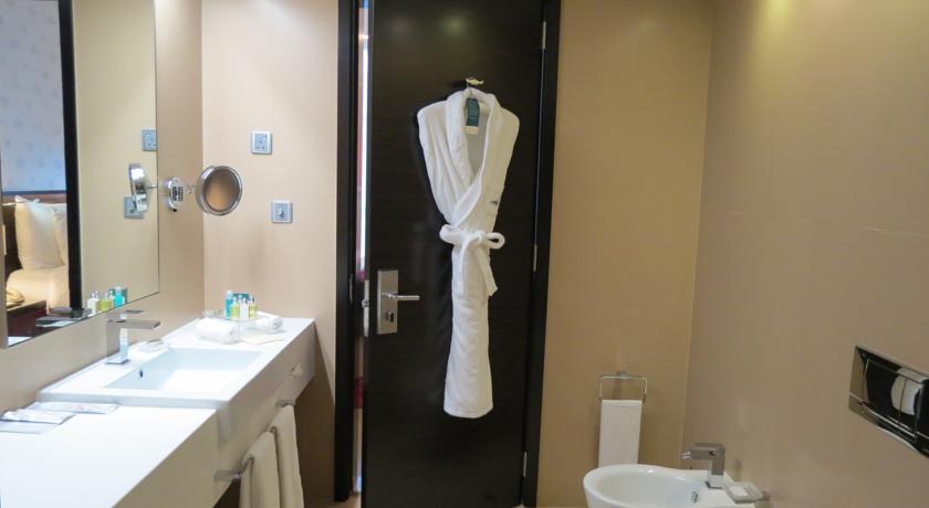 Cosmopolitan Hotel Dubai Al Barsha Meeting Rooms, Halls & Venue Booking